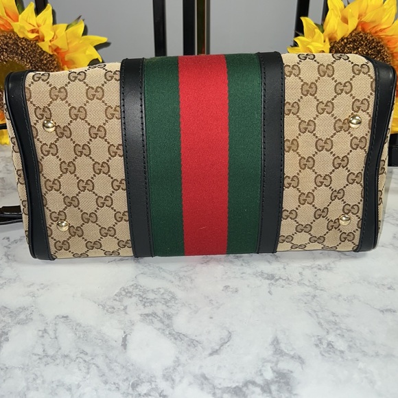 Pristine -VINTAGE GUCCI
WEB BOSTON HB - Picture 7 of 16